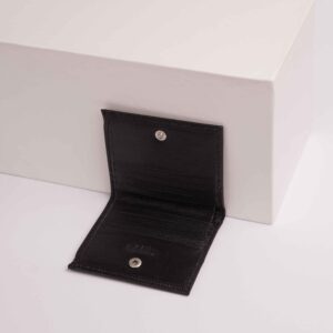 جاکارتی چرم مشکی دکمه دار با حک اسم و برند شخصی سازی شده