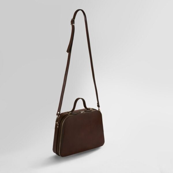 کیف دستی و دوشی با بند بلند زنانه چرم طبیعی مدل کیسی رنگ قهوه‌ای