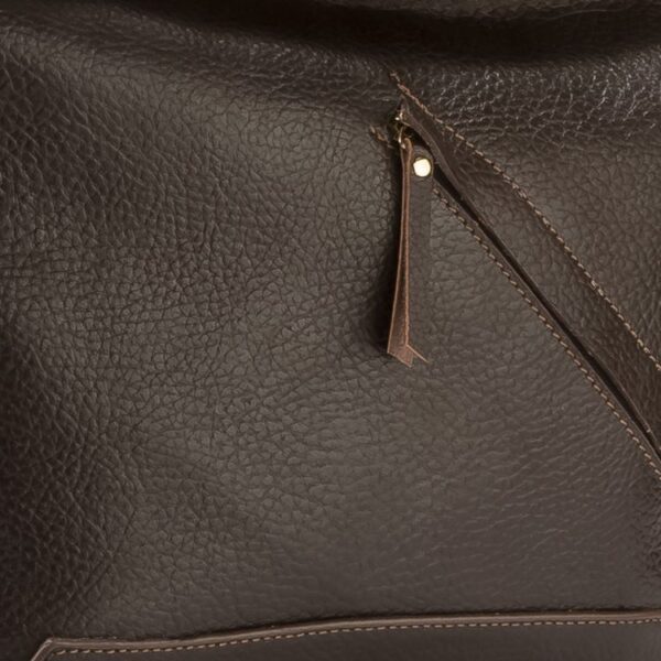 کیف دوشی زنانه چرم طبیعی مدل السا رنگ قهوه‌ای کیفیت علی دوخت با قیمت مناسب