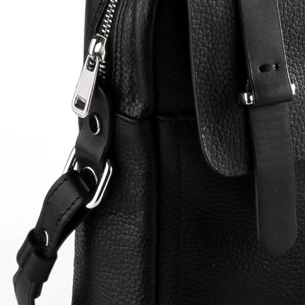 کیف دوشی مردانه چرم طبیعی مدل کراس بادی قفل دار رنگ مشکی کیفیت دوخت عالی
